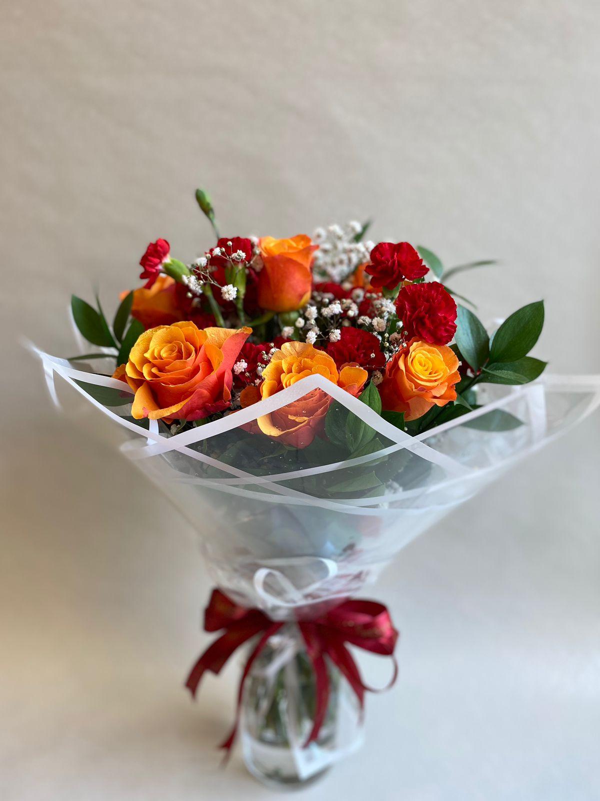 Orangoo Bouquet - Besan Flowers