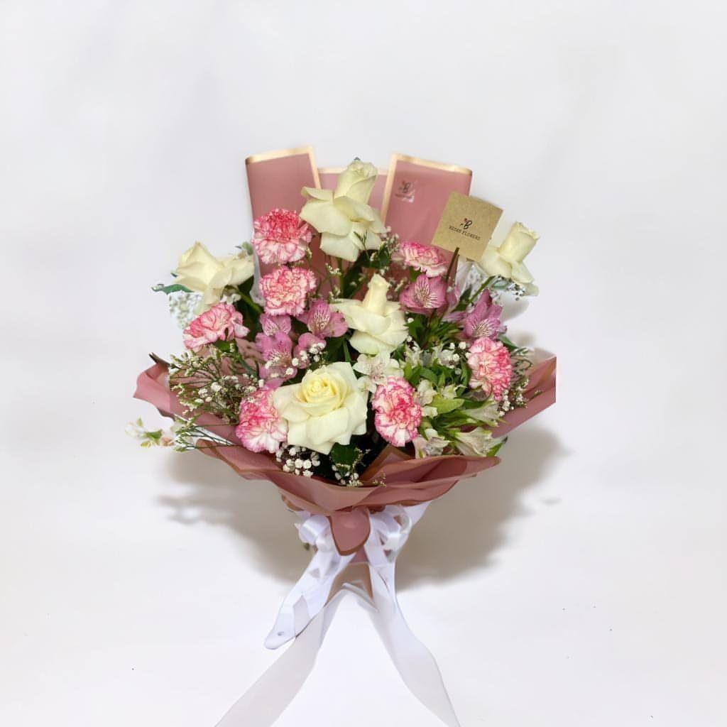 Besan Flowers Bella Bouquet