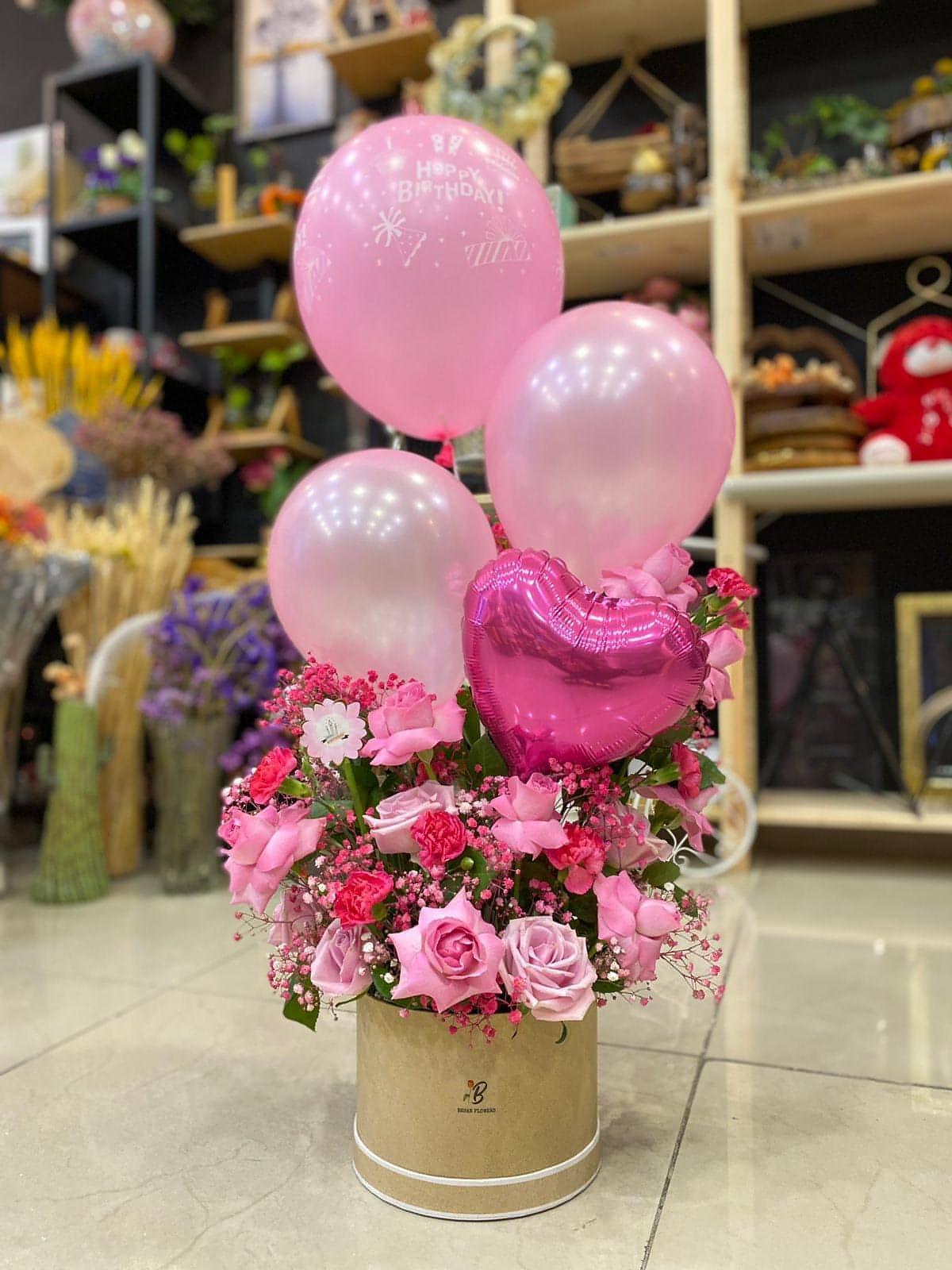 Besan Flowers Birthday Box