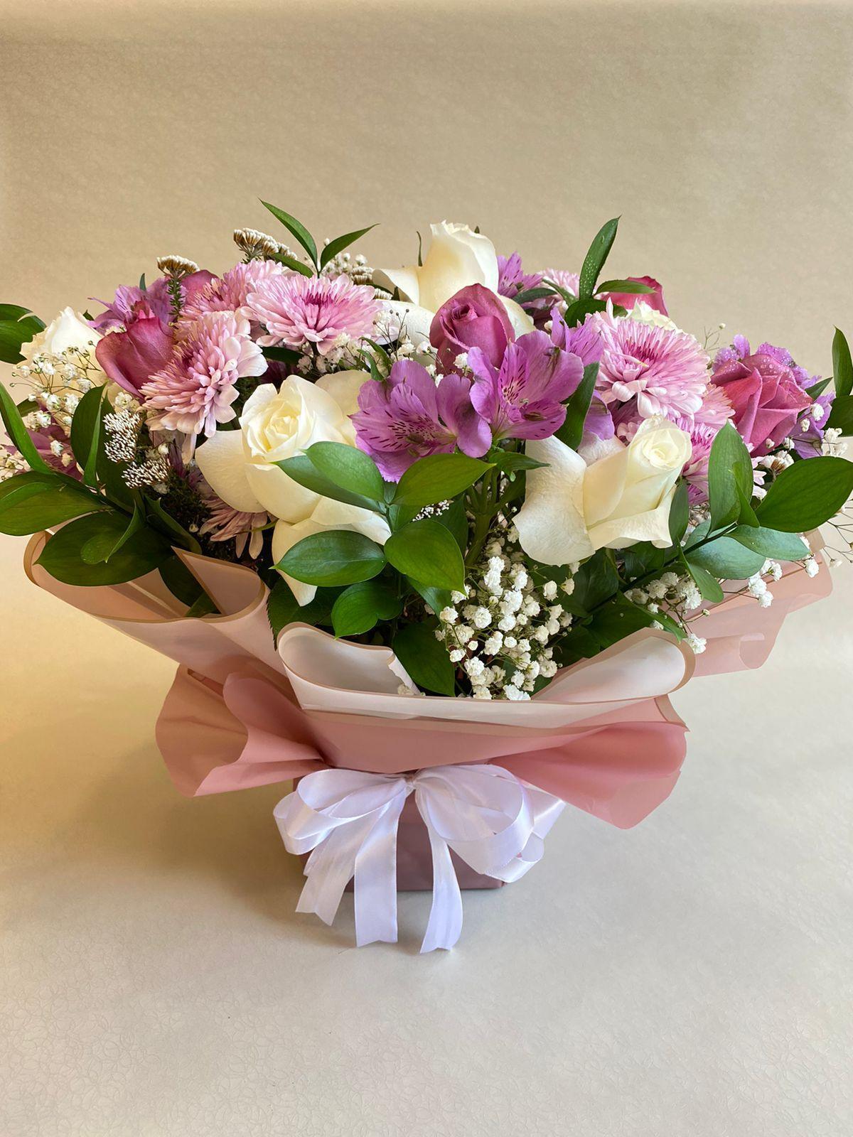 Besan Flowers Elite Bouquet