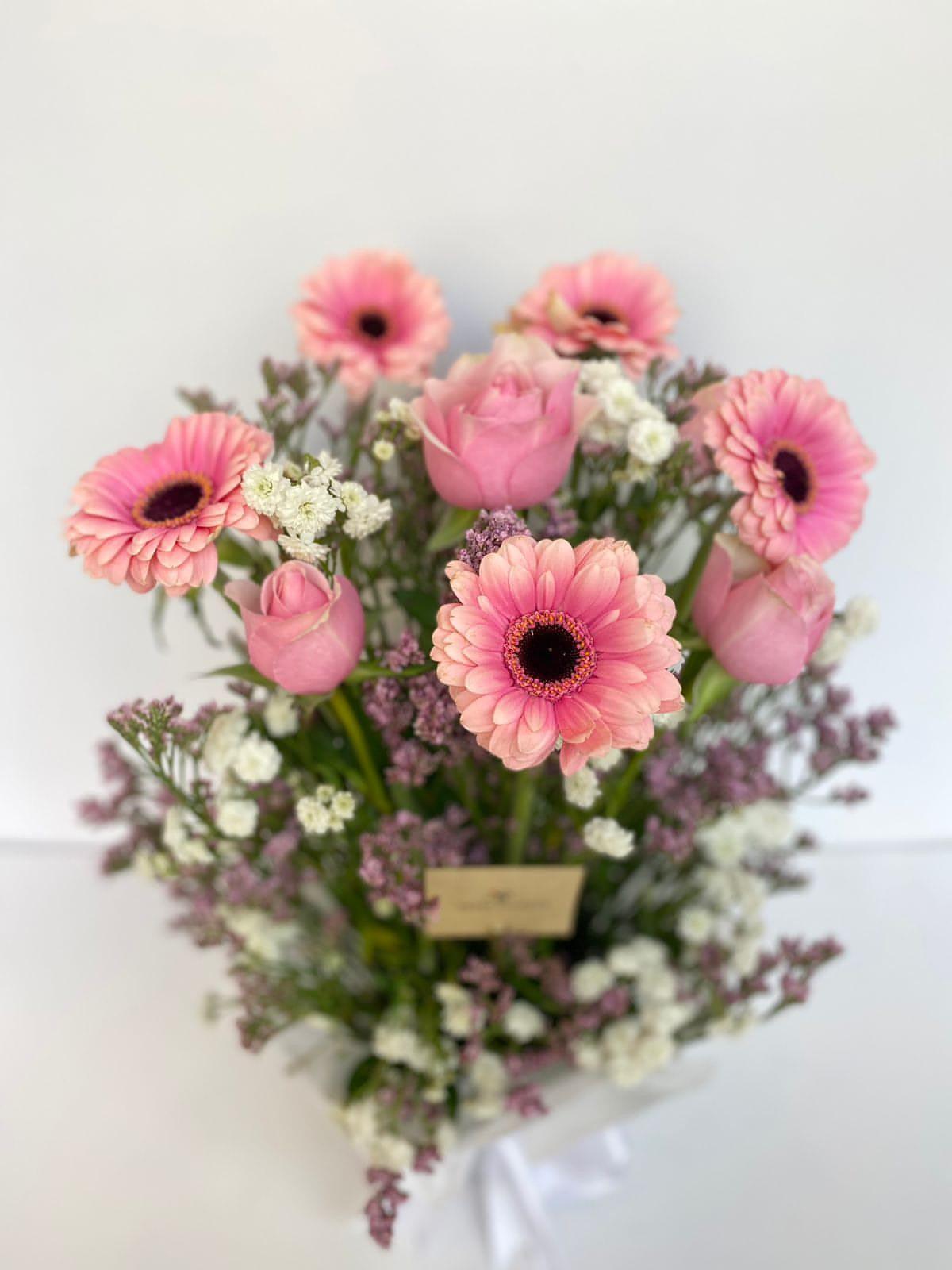 Besan Flowers flower bouquet, Pretty Pink