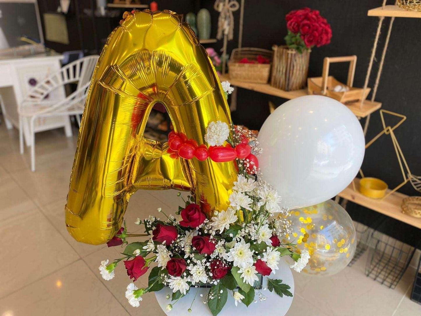 Besan Flowers Foil balloon, Flower Arrangement