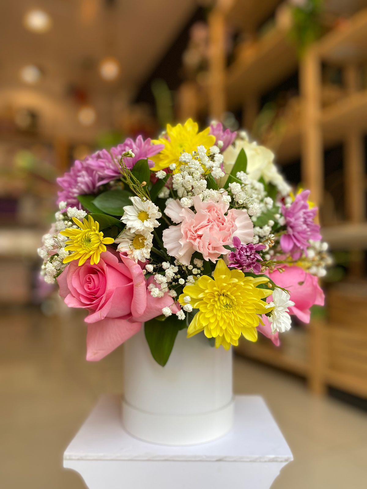 Happy Flowers Box.