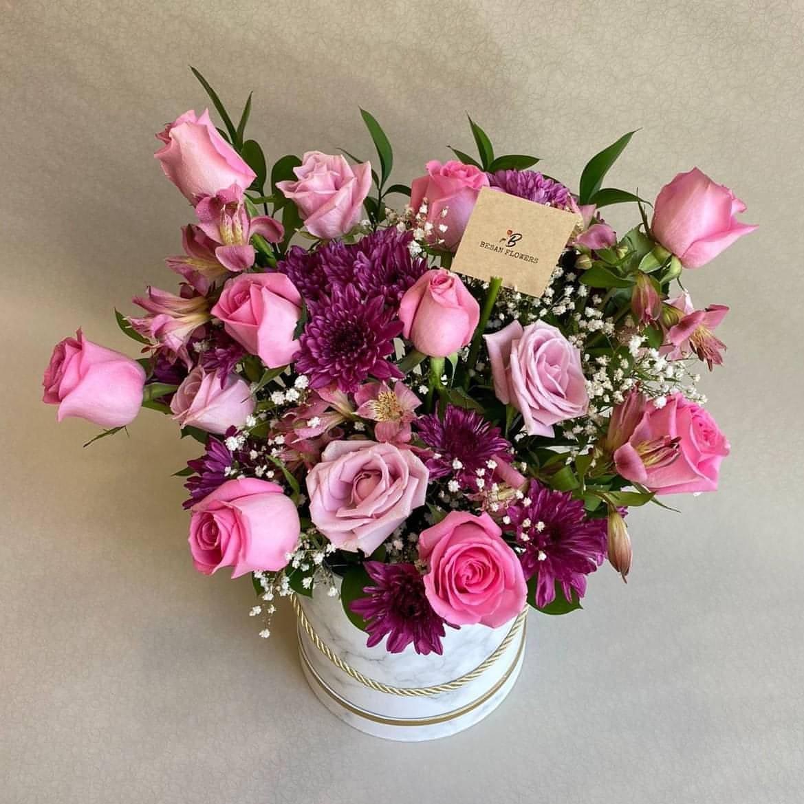 pink Berry flowers Box - Besan Flowers