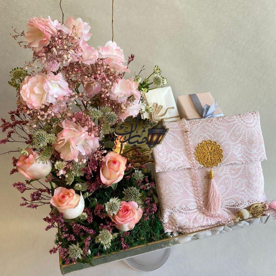 Ramadan box Pink Theme Box - Besan Flowers