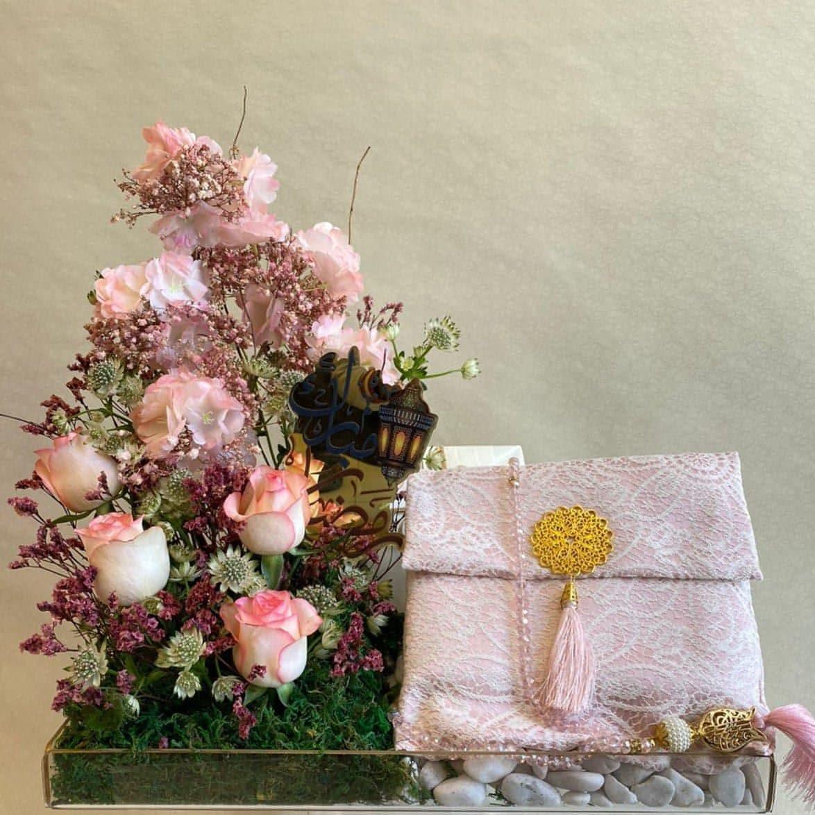 Ramadan box Pink Theme Box - Besan Flowers