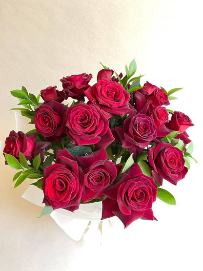 Red Roses Bouquet - Besan Flowers