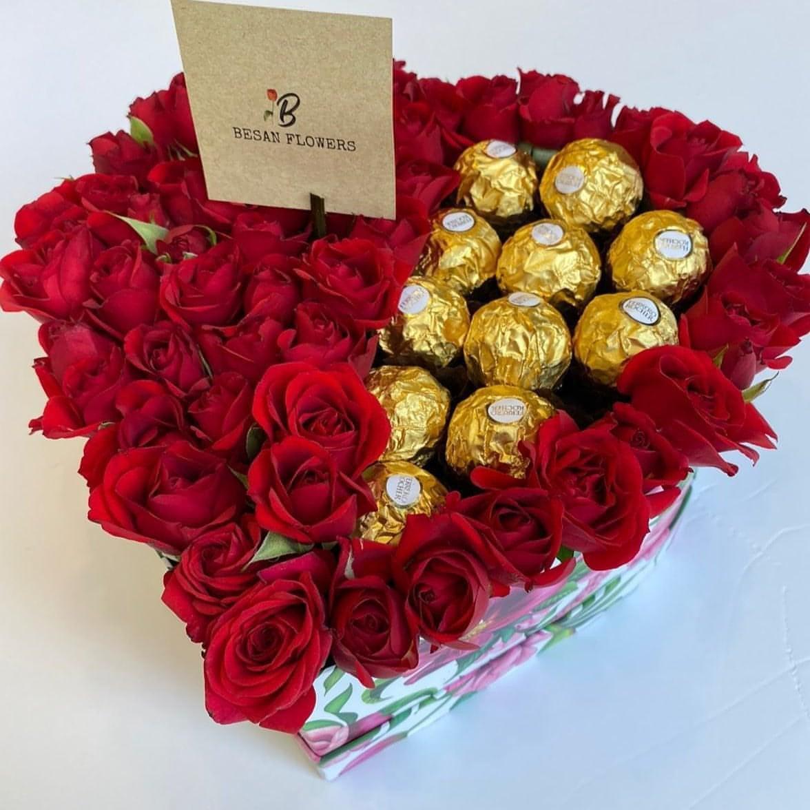 Red Roses Sweet Heart box - Besan Flowers